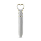 Delice Heartthrob White Bouquet