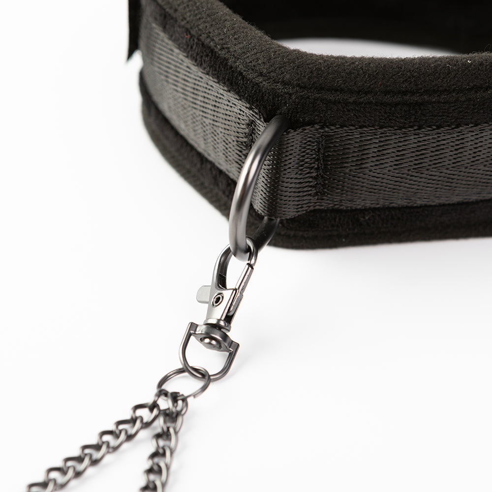 SEI MIO Twin Tweaks Velvet Collar with Nipple Clamps
